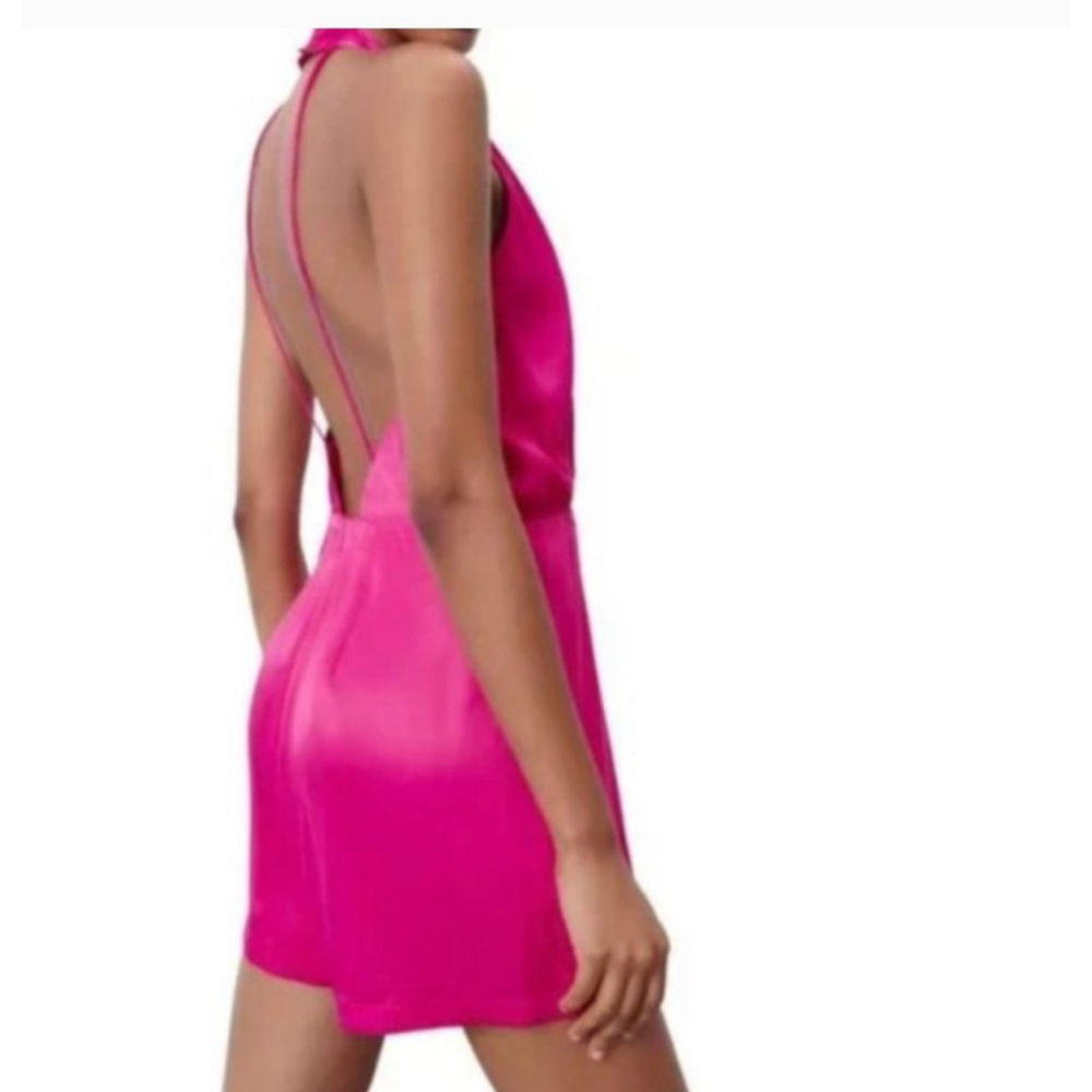 Zara Hot 🔥 Pink Halter Romper Faux Wrap Playsuit with Sexy Strapy Back Detail - Picture 4 of 9